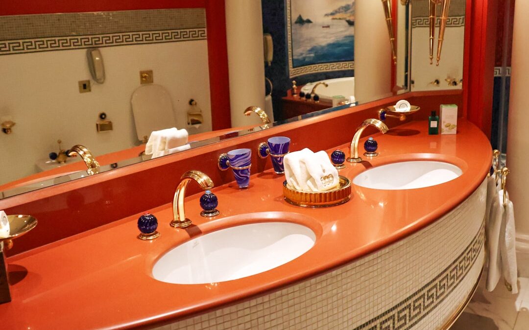 UAE Hotels Elevate Luxury with Bespoke Bathroom Design
